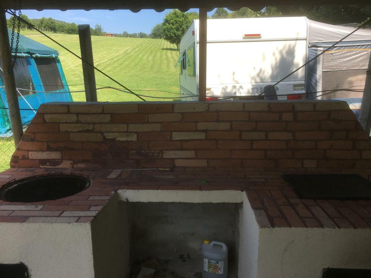 Boerzsoenyi Szabadidokoezpont Kóspallag Exterior foto